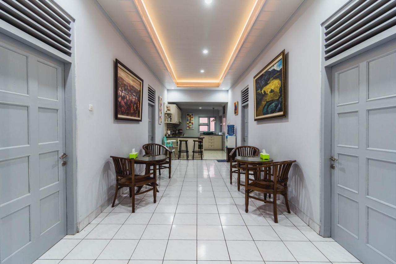 Ndalem Sarengat Apartamento Jogjacarta Exterior foto